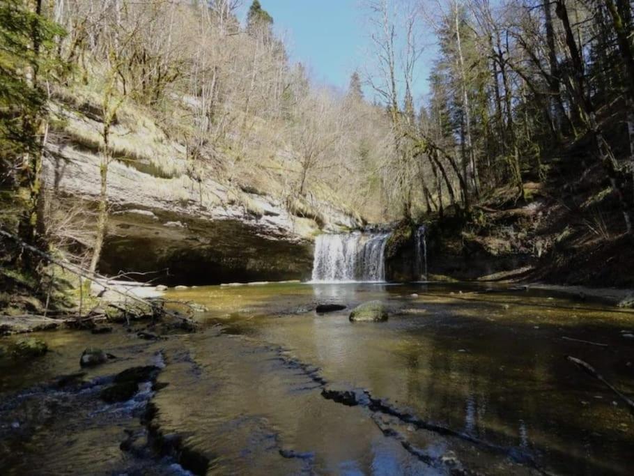 Studio Avec Belle Vue Proche Du Lac Genin Echallon ภายนอก รูปภาพ